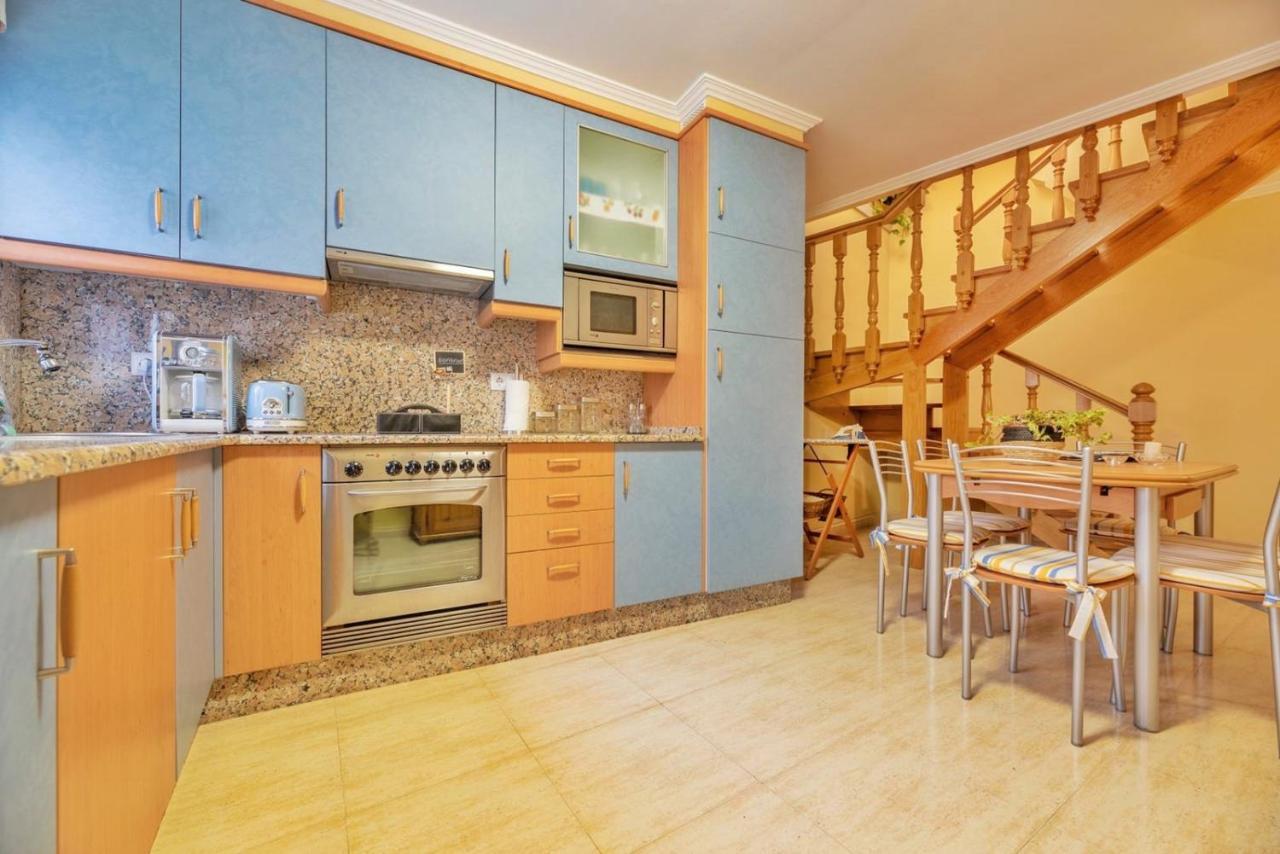 Casa Centro O Grove Con Terraza Y Asador Villa Kültér fotó